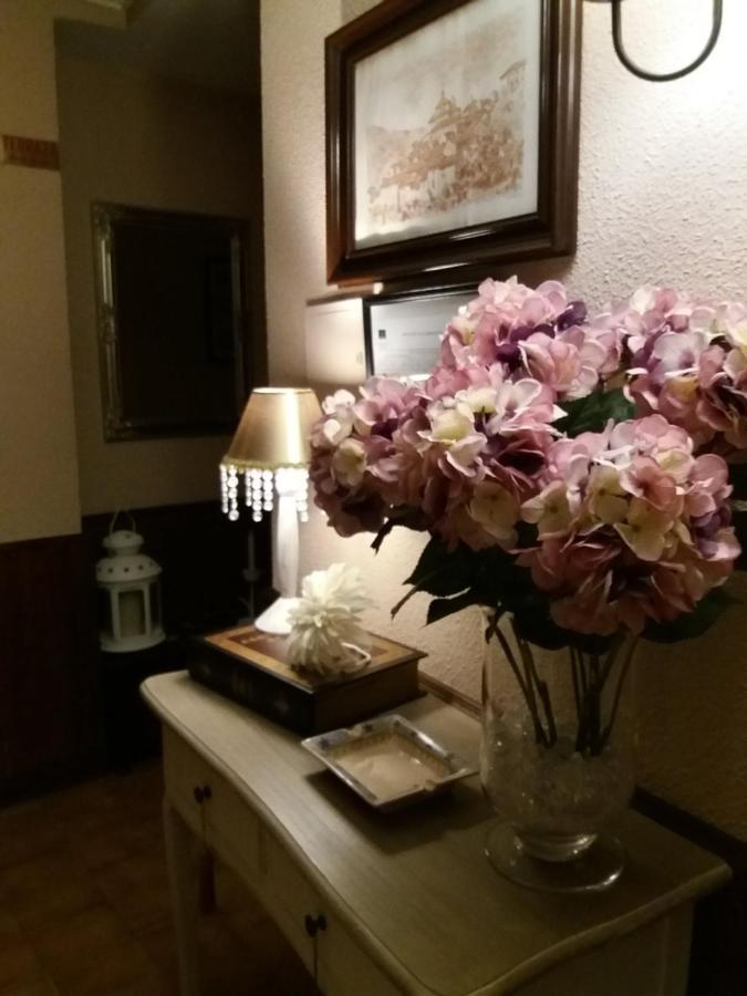 Hostal Rural Moratin Pastrana Dış mekan fotoğraf