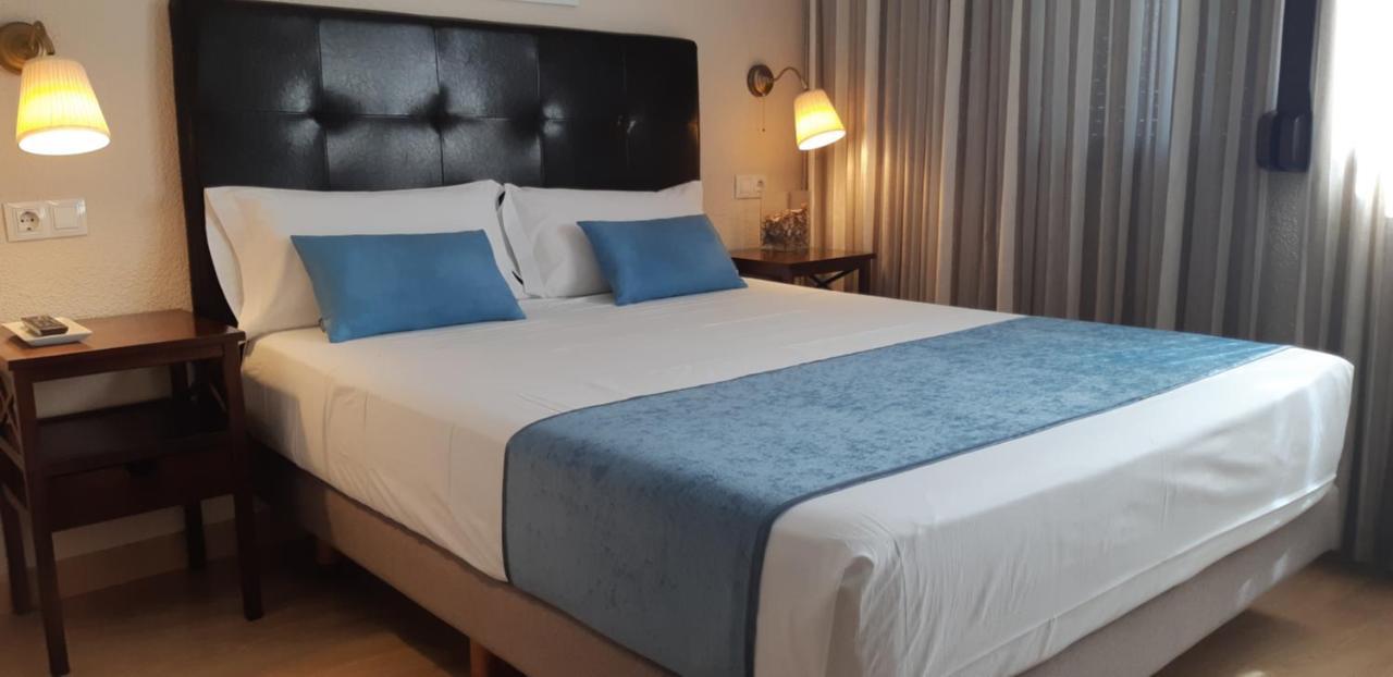 Hostal Rural Moratin Pastrana Dış mekan fotoğraf