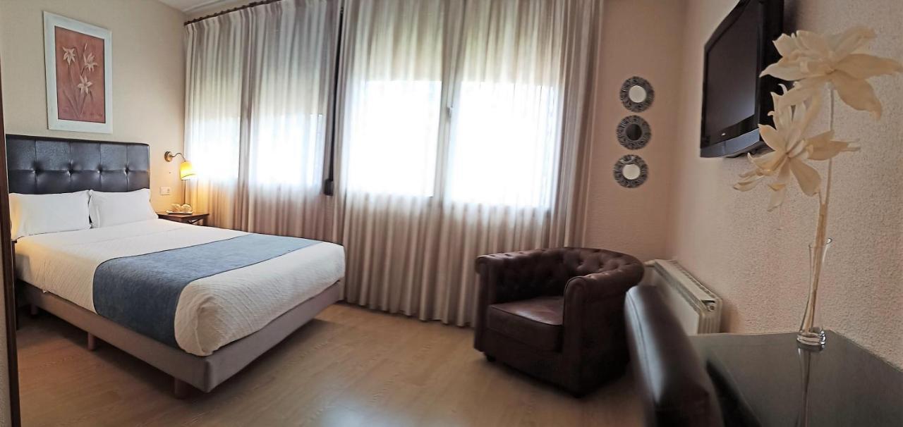 Hostal Rural Moratin Pastrana Dış mekan fotoğraf