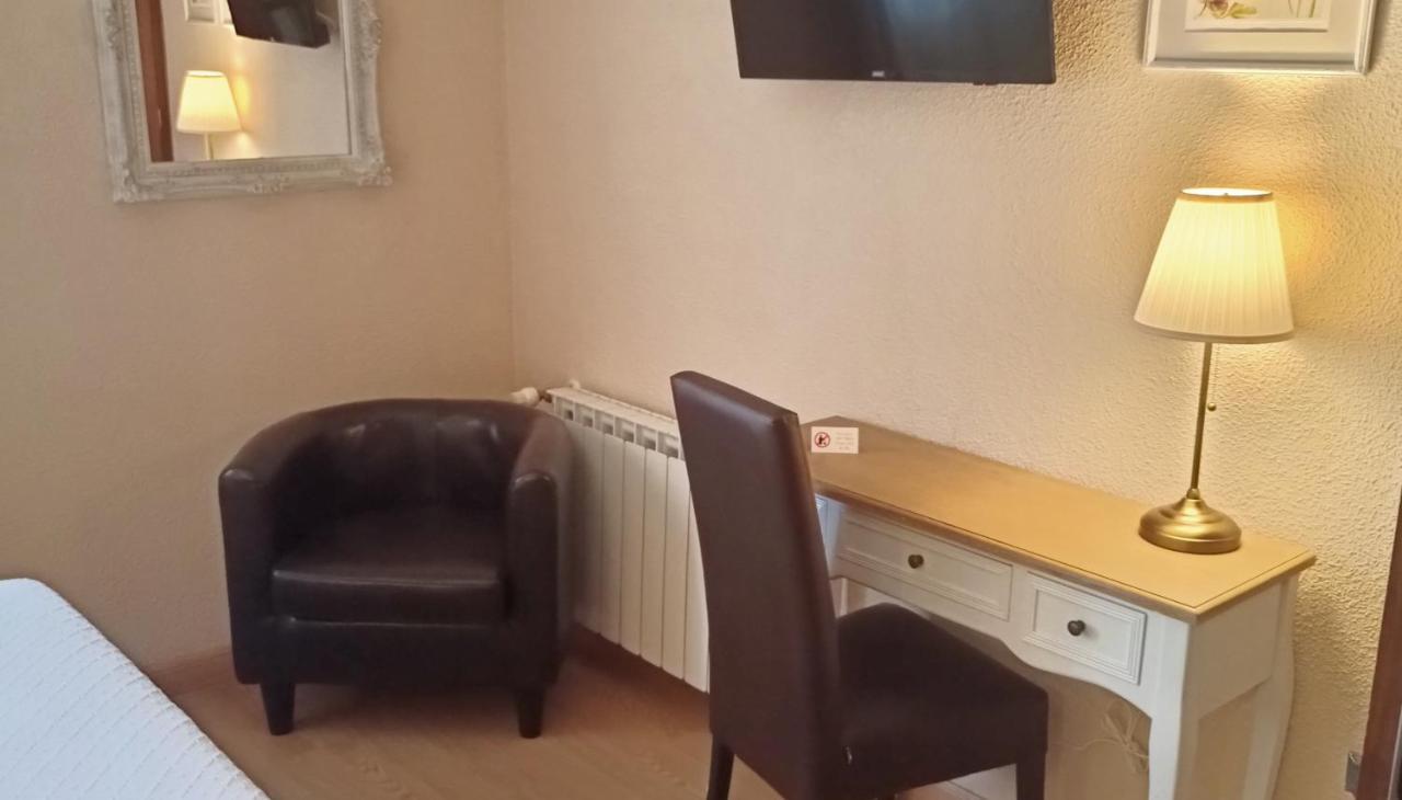 Hostal Rural Moratin Pastrana Dış mekan fotoğraf