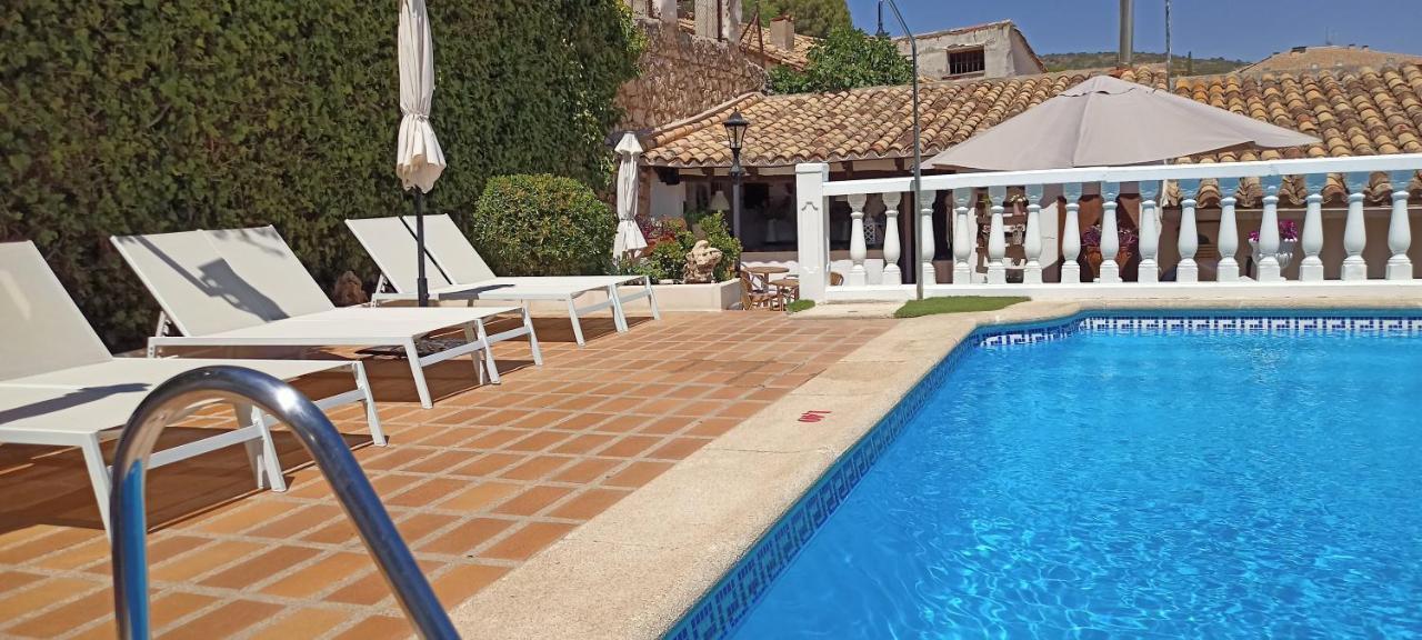 Hostal Rural Moratin Pastrana Dış mekan fotoğraf
