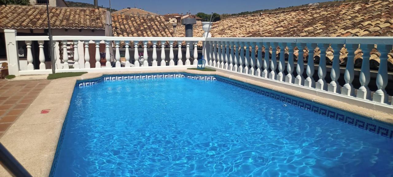 Hostal Rural Moratin Pastrana Dış mekan fotoğraf